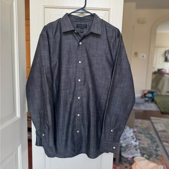 Banana Republic | Shirts | Banana Republic Mens Non Iron Tailored Slim Fit  Dress Shirt Large | Poshmark